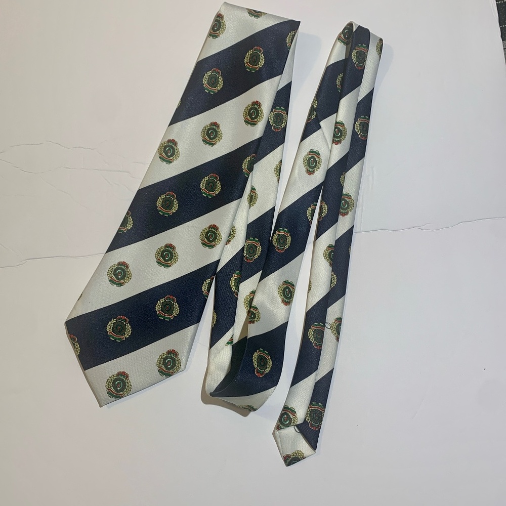 Rene Chagal handmade vintage men’s tie